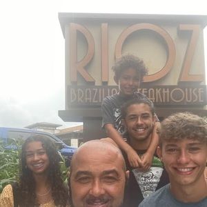 Meet your Posher, Todd